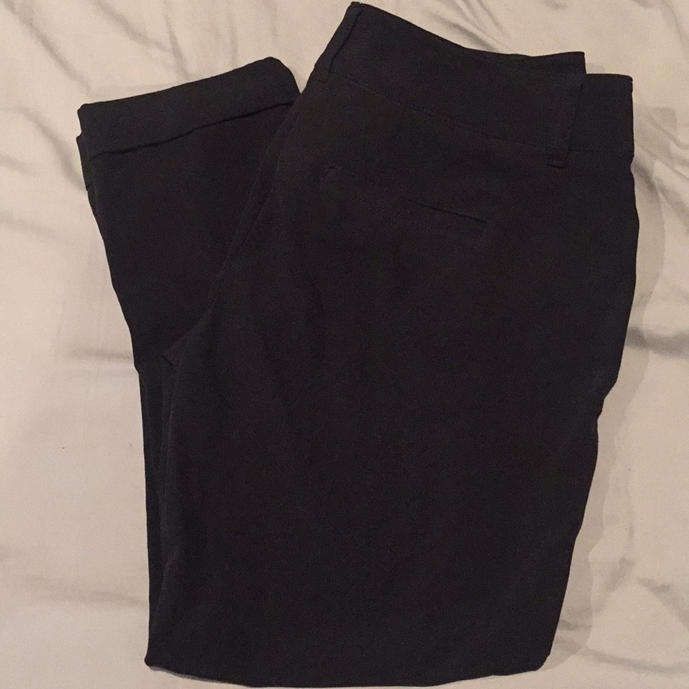White House black market capris size 0